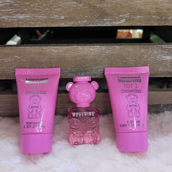 NIB Moschino Toy 2 Bubblegum 25ml 3pc Gift Set - Picture 3 of 9